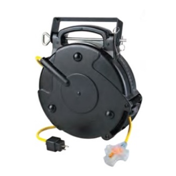Rallonge électrique rétractable à prise triple (sur dévidoir) 14/3 X 75 pi