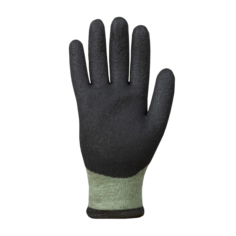 ParaActiv Pro™ cut-resistant coated gloves with touchscreen compatibility and cold protection down to -5°C, M