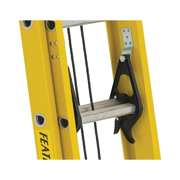 FIBERGLASS EXTENSION LADDER 24'